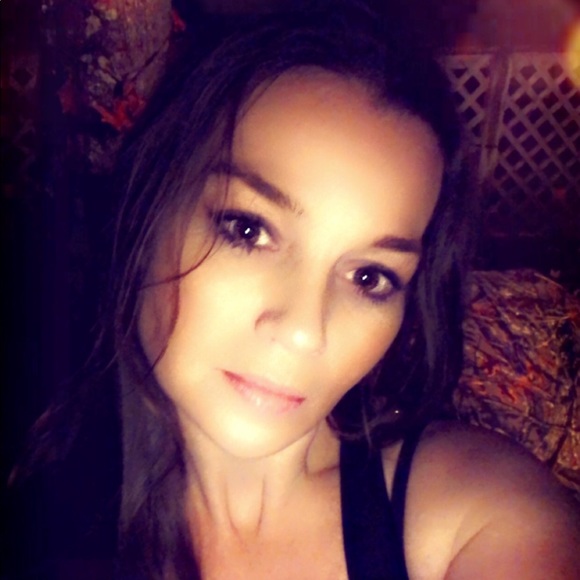 Meet your Posher, Mandy - Picture 1 of 1